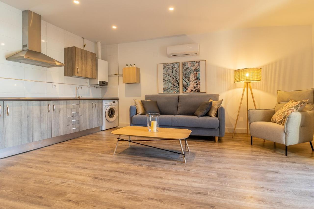 Apartamentos El Patio Plaza Santa Clara Caces Eksteriør billede